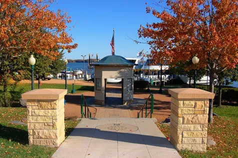 603 Lake Street Excelsior MN 55331