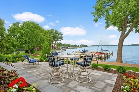 603 Lake Street Excelsior MN 55331