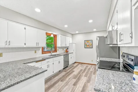 100 Shadywood Lane Delano MN 55328