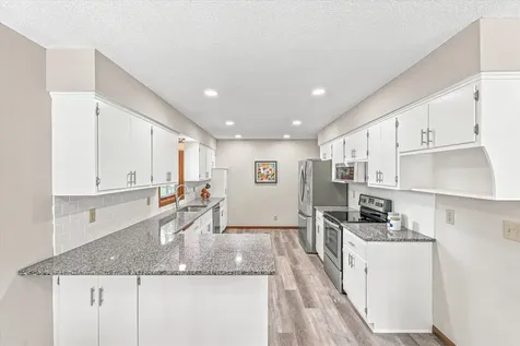 100 Shadywood Lane Delano MN 55328