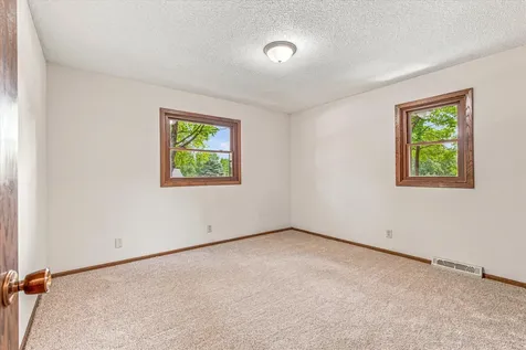 100 Shadywood Lane Delano MN 55328