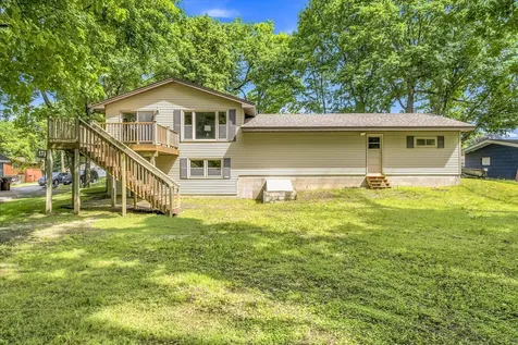 100 Shadywood Lane Delano MN 55328