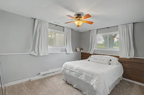 1579 Hilo Avenue N Oakdale MN 55128