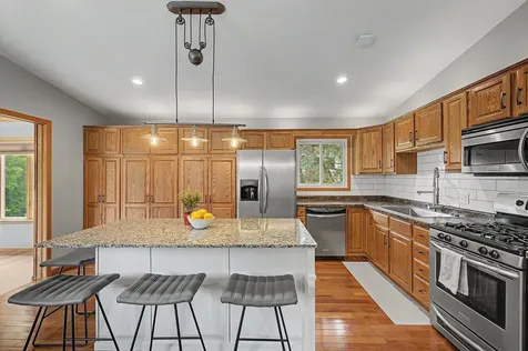 1579 Hilo Avenue N Oakdale MN 55128