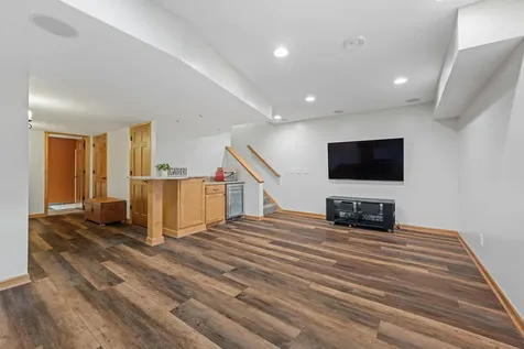 14124 55th Avenue N Plymouth MN 55446