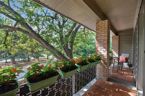 6421 Colony Way Edina MN 55435