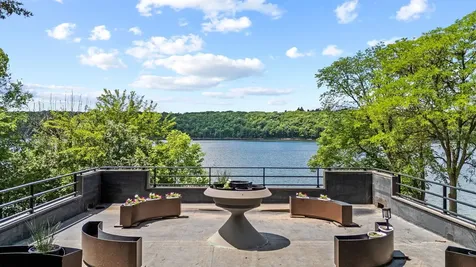 1020 Lake Street N Prescott WI 54021