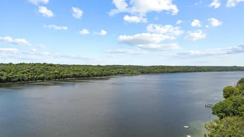 1020 Lake Street N Prescott WI 54021