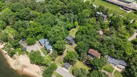 1020 Lake Street N Prescott WI 54021