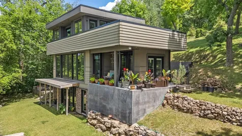 1020 Lake Street N Prescott WI 54021