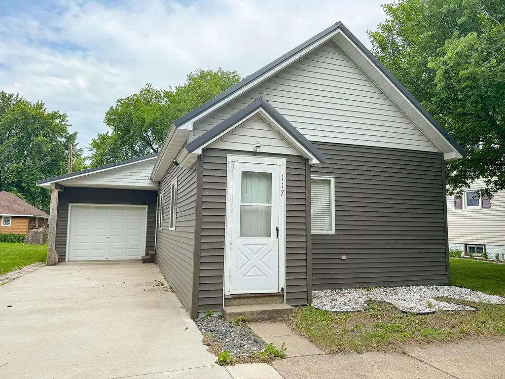 117 3rd Street NE Barnesville MN 56514