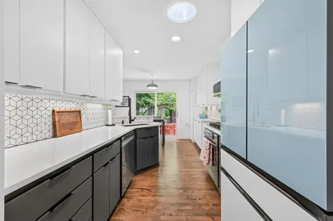 1516 Aquila Avenue N Golden Valley MN 55427