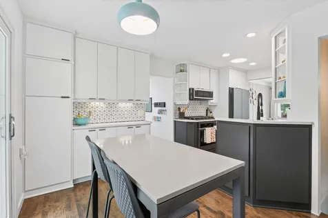 1516 Aquila Avenue N Golden Valley MN 55427