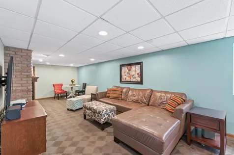 1516 Aquila Avenue N Golden Valley MN 55427