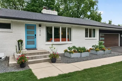 1516 Aquila Avenue N Golden Valley MN 55427