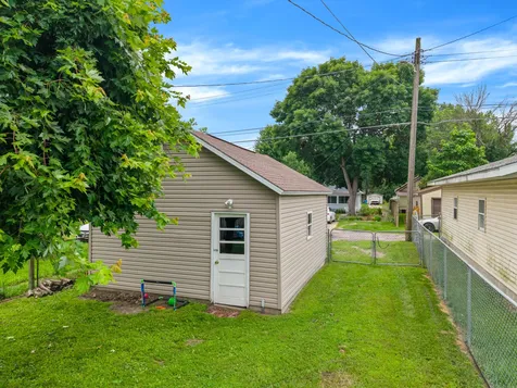 522 Sioux Street Winona MN 55987