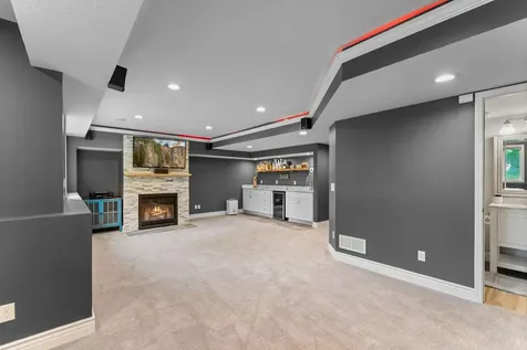 11282 68th Street NE Albertville MN 55301