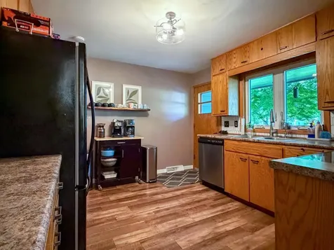 71 Rowland Street Tracy MN 56175