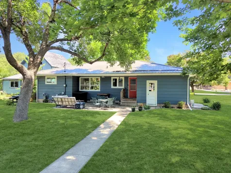 71 Rowland Street Tracy MN 56175