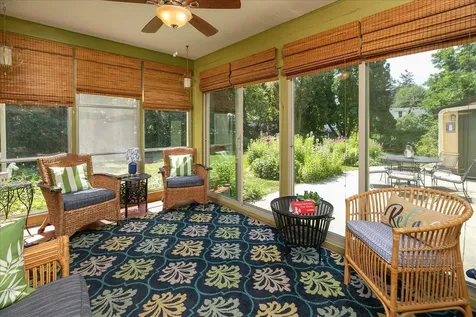 703 Kenilworth Avenue S Lanesboro MN 55949