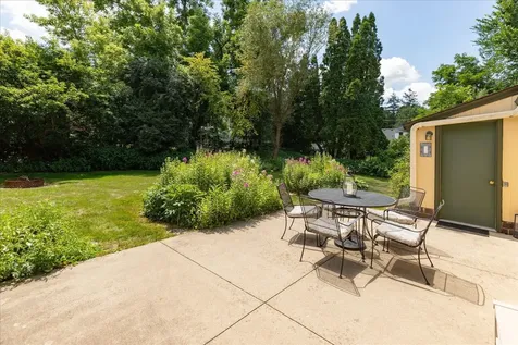 703 Kenilworth Avenue S Lanesboro MN 55949