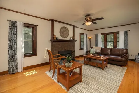 703 Kenilworth Avenue S Lanesboro MN 55949