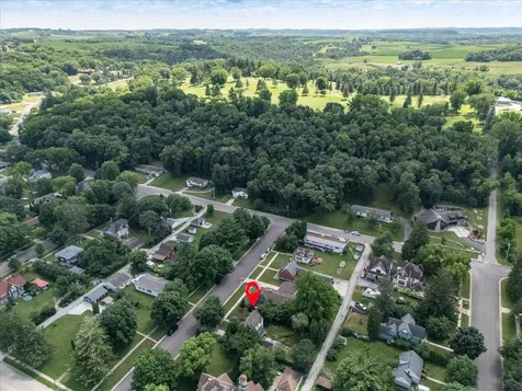 703 Kenilworth Avenue S Lanesboro MN 55949