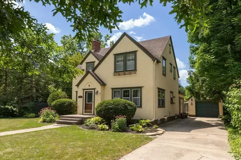 703 Kenilworth Avenue S Lanesboro MN 55949