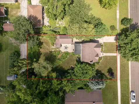 703 Kenilworth Avenue S Lanesboro MN 55949