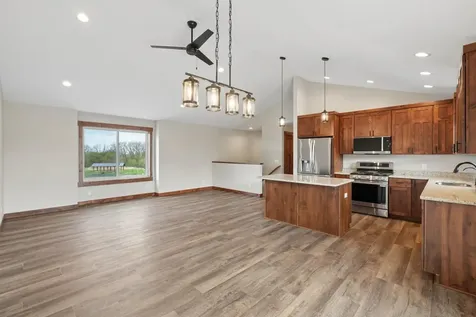 222 Eagle Ridge Drive Roberts WI 54023