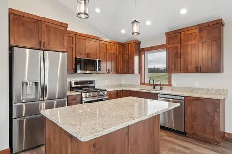 222 Eagle Ridge Drive Roberts WI 54023
