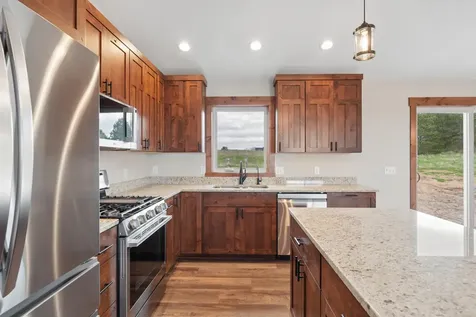 222 Eagle Ridge Drive Roberts WI 54023