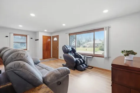 4250 Diamond Drive Eagan MN 55122