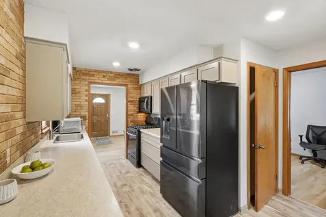 4250 Diamond Drive Eagan MN 55122