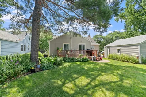 1820 Holton Street Falcon Heights MN 55113