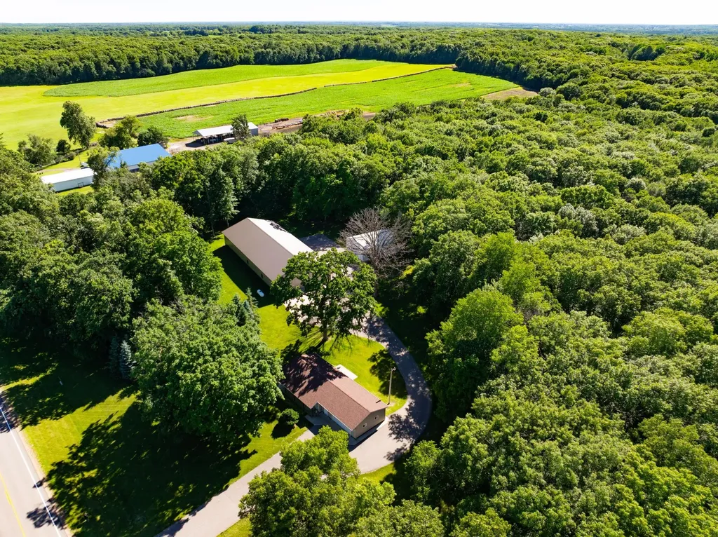 32067 County 3 Eagle Bend MN 56446