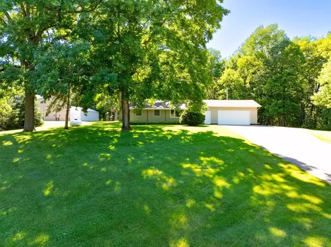 32067 County 3 Eagle Bend MN 56446