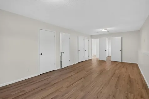 8208 Irving Avenue N Brooklyn Park MN 55444