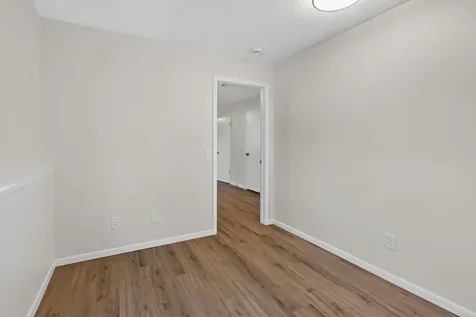 8208 Irving Avenue N Brooklyn Park MN 55444