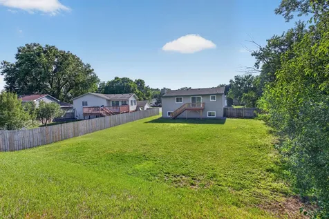 8208 Irving Avenue N Brooklyn Park MN 55444