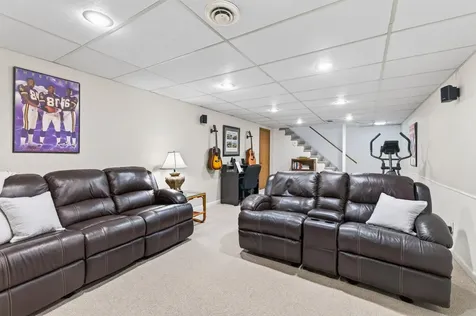 2809 W 101st Street Bloomington MN 55431