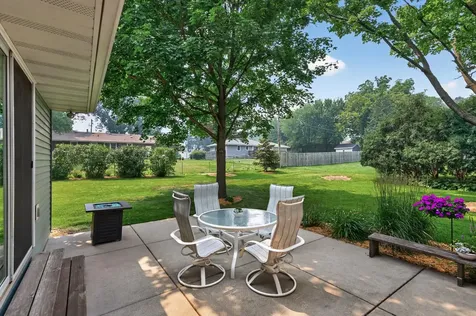 2809 W 101st Street Bloomington MN 55431