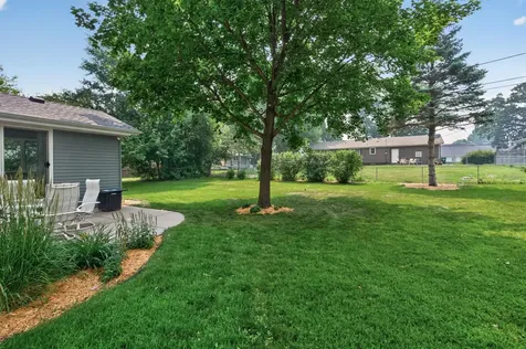 2809 W 101st Street Bloomington MN 55431