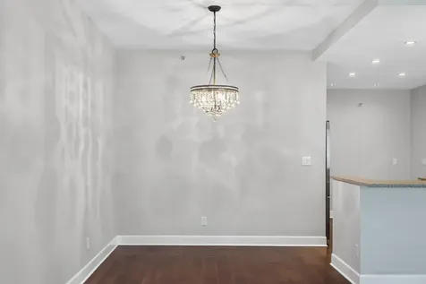 1235 Yale Place Minneapolis MN 55403