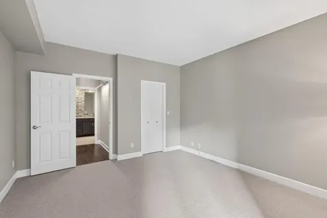 1235 Yale Place Minneapolis MN 55403