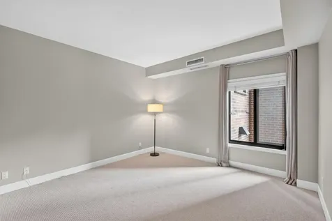 1235 Yale Place Minneapolis MN 55403