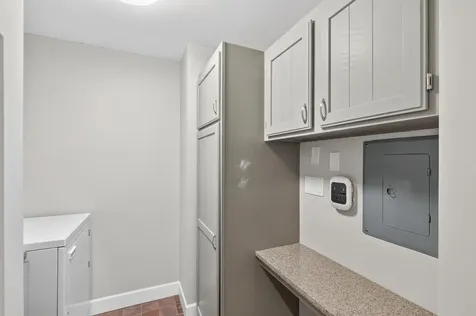 1235 Yale Place Minneapolis MN 55403
