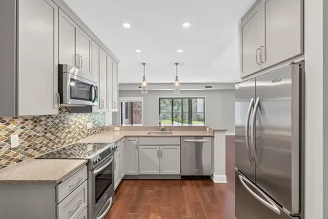 1235 Yale Place Minneapolis MN 55403
