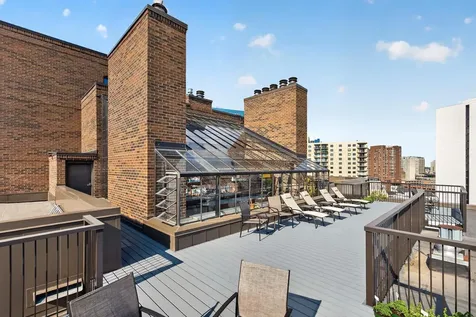 1235 Yale Place Minneapolis MN 55403