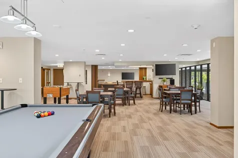 1235 Yale Place Minneapolis MN 55403